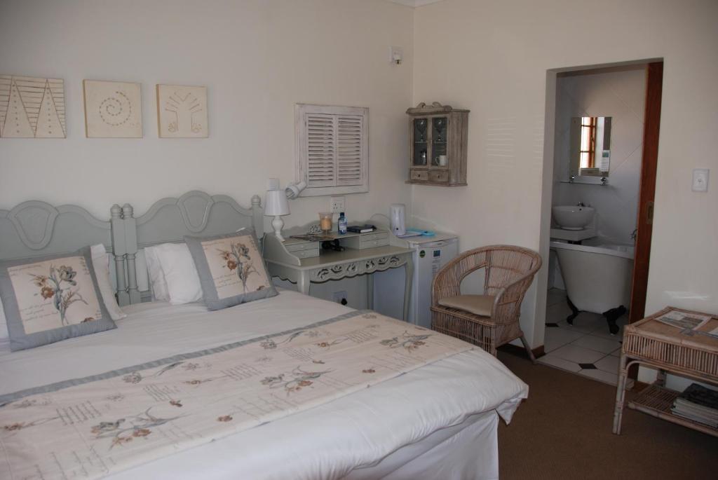 Sandstone Chameleon Guest House Фурисбург Номер фото